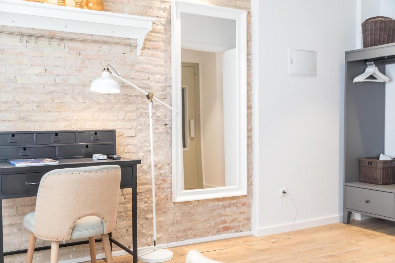 Maison Reina B&B Valencia Ngoại thất bức ảnh